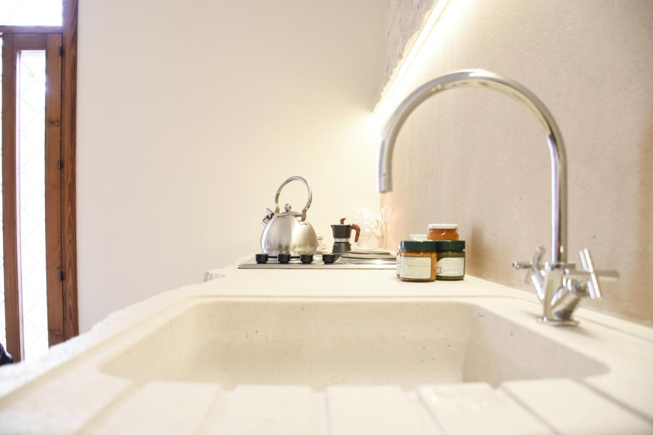 Trulli E Puglia Luxury Suite Alberobello Exterior foto